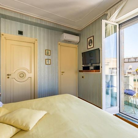 ナポリ B＆B ラ カーサ ディ ブルーノ Bed & Breakfast エクステリア 写真