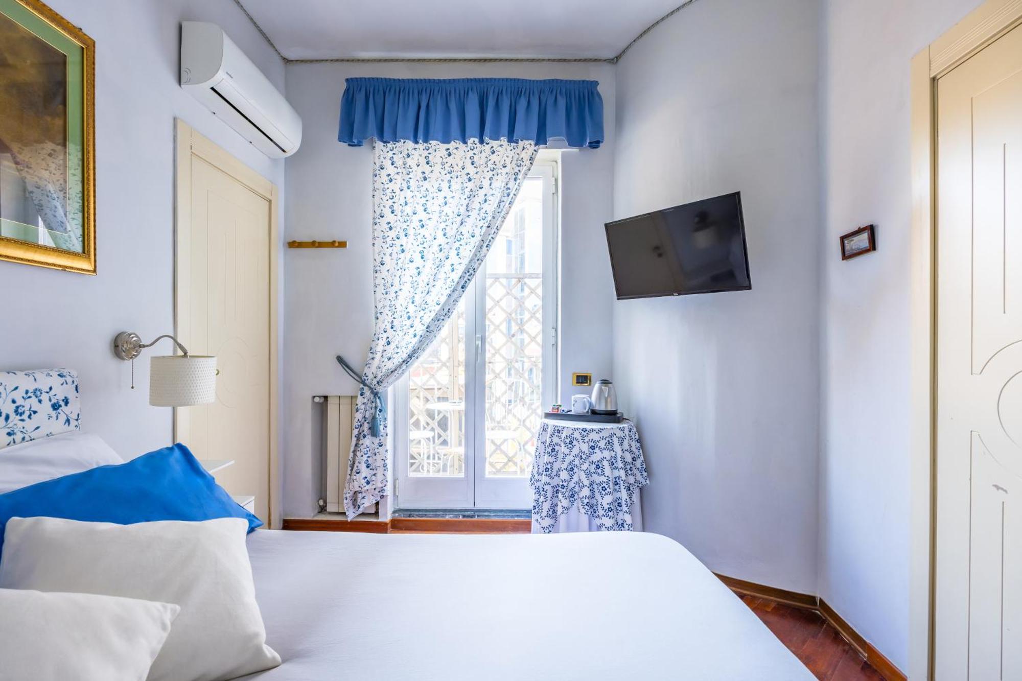 ナポリ B＆B ラ カーサ ディ ブルーノ Bed & Breakfast エクステリア 写真