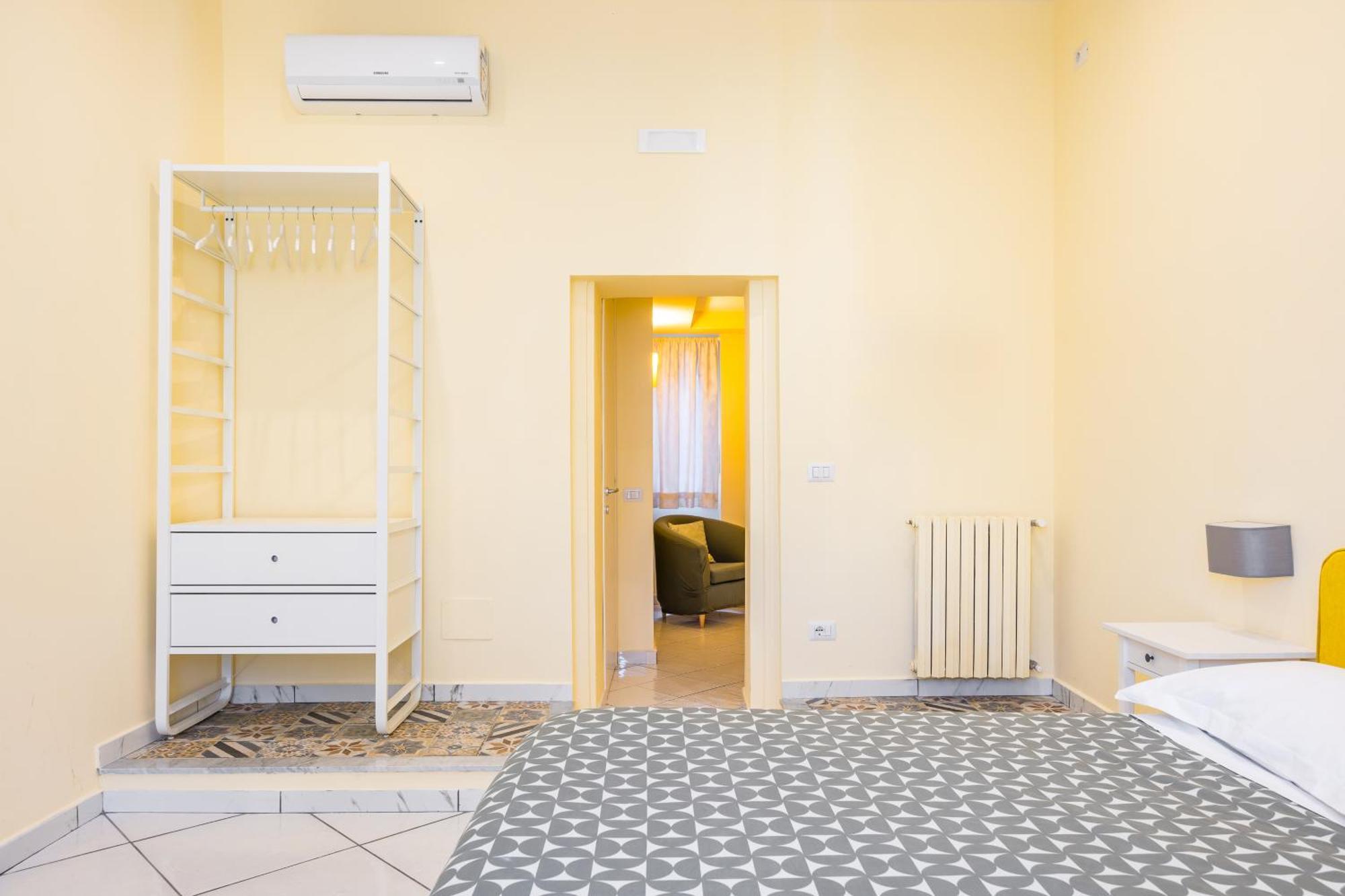 ナポリ B＆B ラ カーサ ディ ブルーノ Bed & Breakfast エクステリア 写真