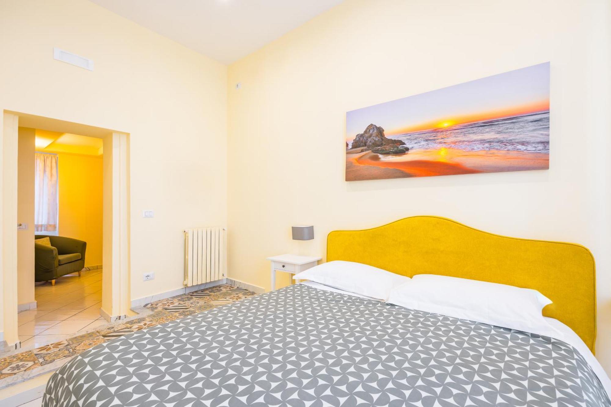 ナポリ B＆B ラ カーサ ディ ブルーノ Bed & Breakfast エクステリア 写真